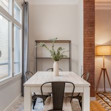 apartment barcelona eixample comedor