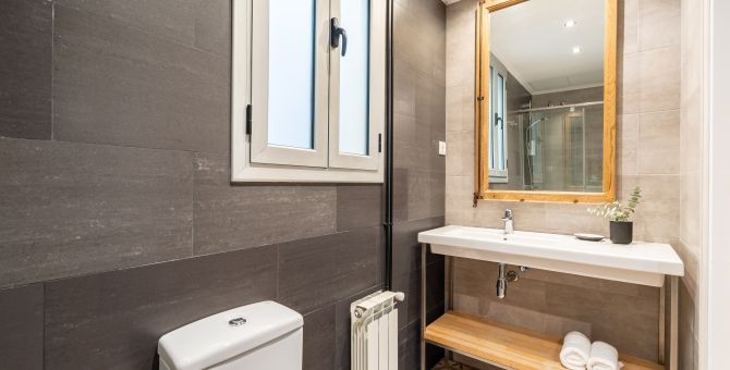  apartment barcelona eixample baño 2