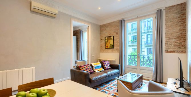  apartment barcelona eixample salón