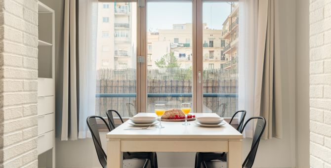  apartment barcelona eixample comedor