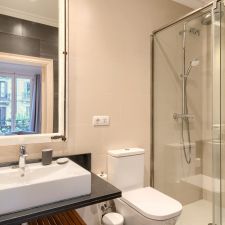 Apartmento barcelona eixample ba&ntilde;o 1